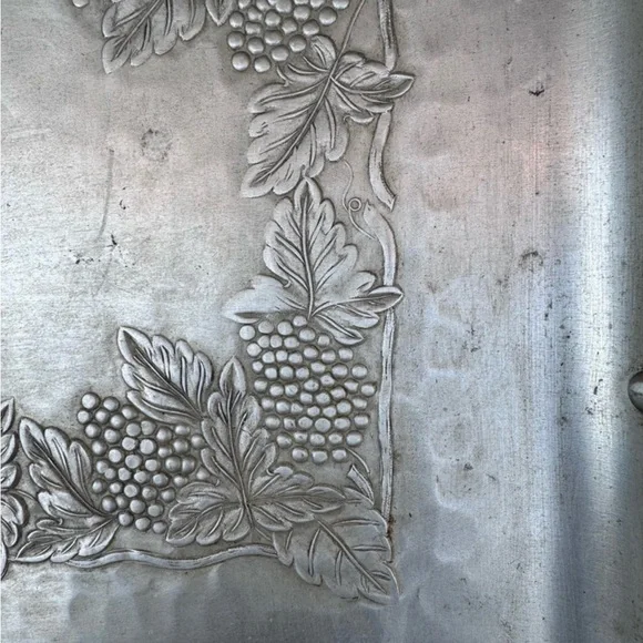 Vintage Rectangular Forged Everlast Aluminum Serving Tray With Handles 16” X 12” - Picture 5 of 7